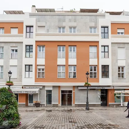 Teatro Plaza Apartment *